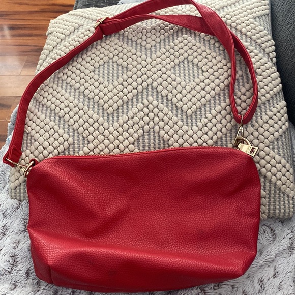 BCBG Paris Cherry Red Purse - Picture 3 of 8